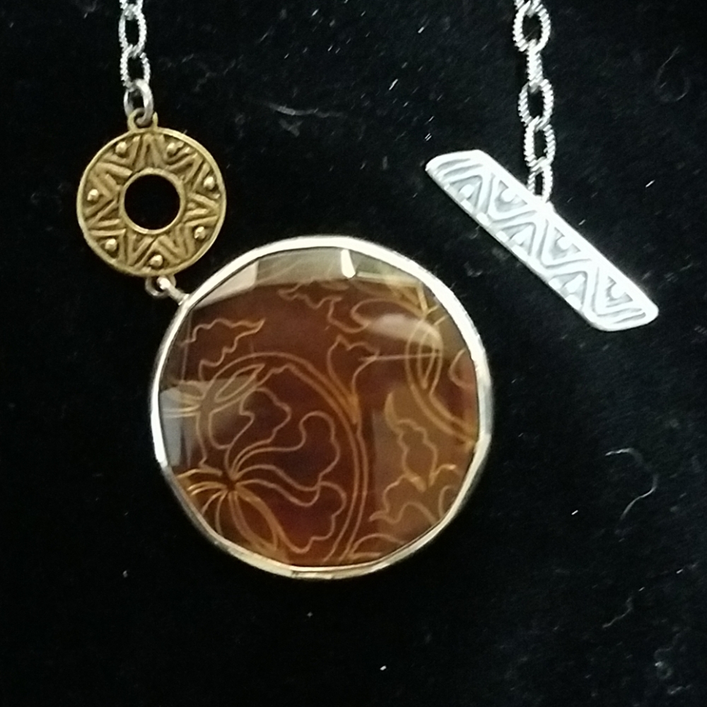 SILPADA N2230 Amber Wave Etched Shell - Picture 3 of 6